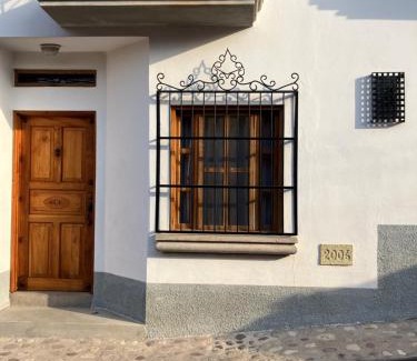 Copan Ruinas Casa | La Casa de Dona Irma Townhouse