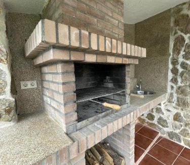 Poio Casa | LA CASA DE DORA EN LA ESCUSA