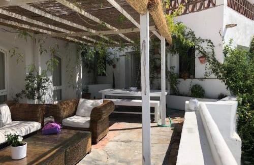 Almodovar del Río Casa | La Casa de la Luz. ArtistHome