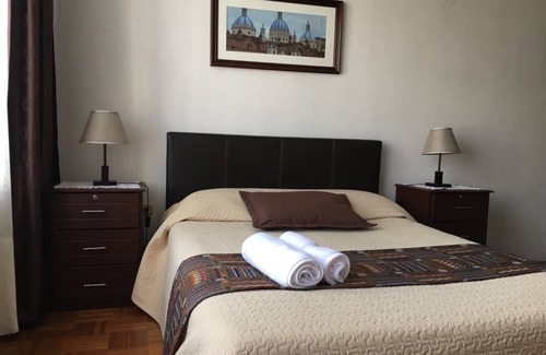 Miraflores Bajo Cama Y Desayuno | La Casa de La Nonna