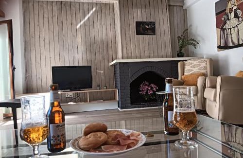 Guejar Sierra Apartamento | La Casa de la Plaza