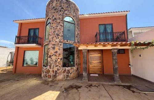Huehuetoca Casa | La Casa de las Flores