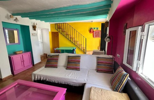 Olvera Casa | La Casa de los Colores