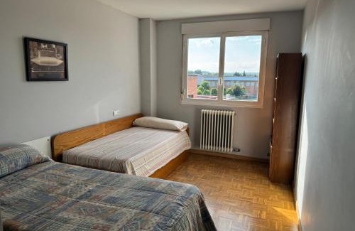 León Apartamento | LA CASA DE REYES - WIFI Gratis