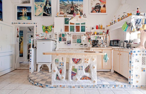 Vada Apartamento | La Casa Degli Artisti' cerca de la playa con jardín privado y aire acondicionado