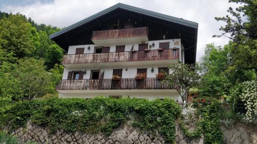 Vodo Cadore Apartamento | La Casa dei Cervi a Vinigo