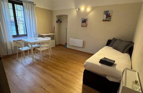 Biella Apartamento | La casa dei colori Lilla
