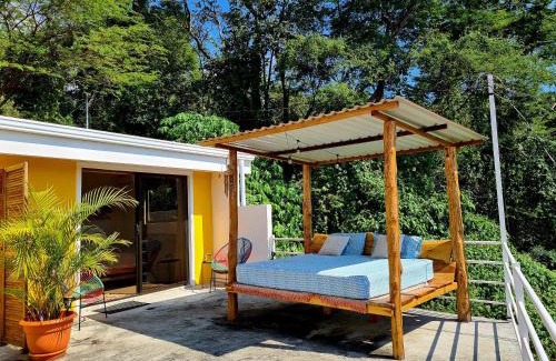 Playa Naranjo Cama Y Desayuno | La Casa del Conde