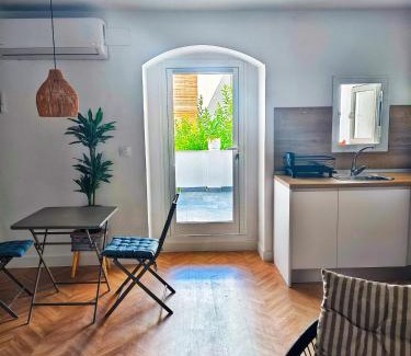 Montilla Apartamento | La Casa del Gallo Alojamientos by Taberna Bolero