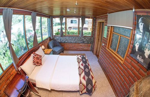 Baños de Agua Santa Cama Y Desayuno | La Casa del Molino Blanco B&B