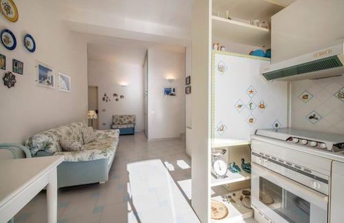Marina del Cantone Chalet De Esquí | La Casa del Mare close to the beach