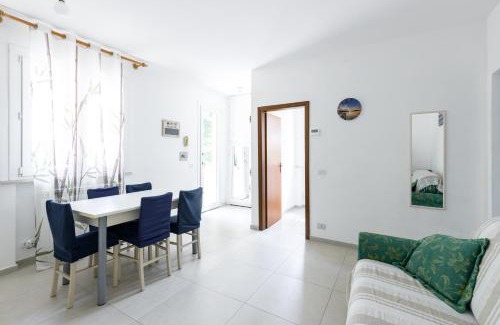 Lido Adriano Apartamento | La Casa Del Mare Private Parking And WiFi