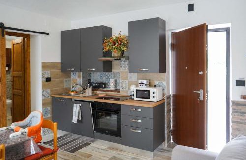 Bussoleno Apartamento | La casa di Astrid vacation home