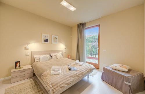 Toscolano Maderno Apartamento | La Casa di Gioia - shared pool & view - Happy Rentals