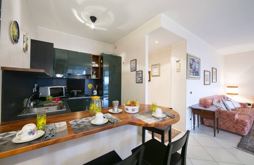 Sanremo Apartamento | La Casa Di Lalla 1 km From sea