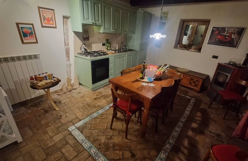 Bovara Cama Y Desayuno | La Casa di Lucapietro Bellissimo Chalet nel Cuore Dell'umbria Vicino a Spoleto
