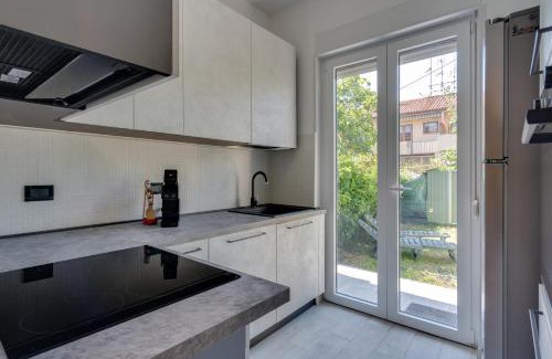 Sistiana Apartamento | La Casa di Mara con Piscina, Giardino, Parcheggio Privato a Sistiana