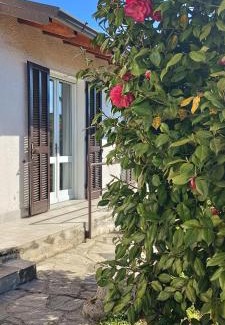 Angera Casa | La Casa di Rina