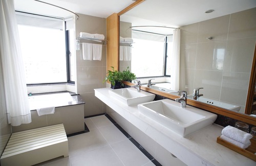 Hai Ba Trung Hotel | La Casa Hanoi Hotel