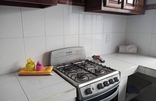 Rincón de Guayabitos Apartamento | La Casa Mariposa - Suite Frida