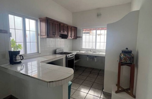 Rincón de Guayabitos Apartamento | La Casa Mariposa - Suite Frida