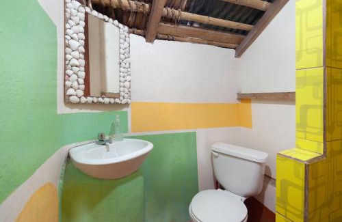 Mompiche Otro | La Casa Mompiche Camping & Dorm