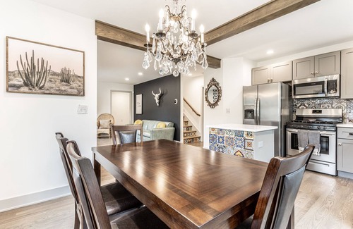 Meridian-Kessler Casa | La Casa Negra - Spanish Townhome in SoBro