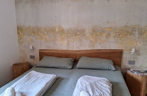 Somma Lombardo Cama Y Desayuno | La Casa nel Bosco
