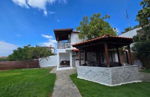 Paralia Dionysiou Casa | La Casa Pacifica