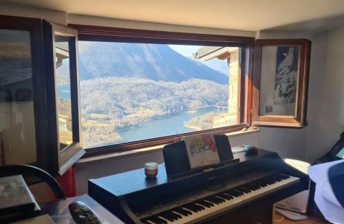 Paganico Sabino Casa | La Casa Sul Fiordo Lago del Turano