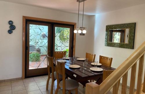 Valle Dorado Apartamento | La Casa Verde , bonita, cómoda y céntrica
