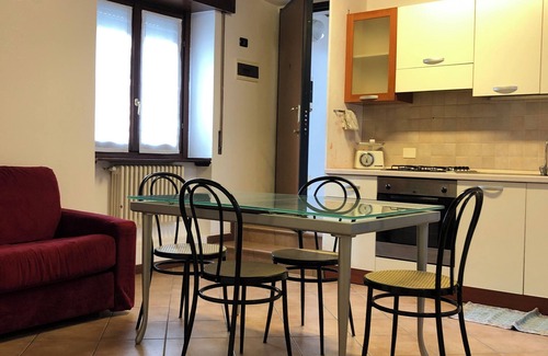 Capriate San Gervasio Apartamento | La Casetta della felicità, comfort between Milan and Bergamo, 1 km from Leolandia