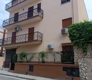 Sferracavallo Casa | La casetta di Cecilia