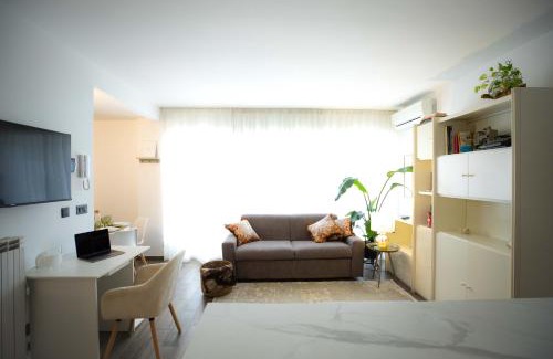 Sturla Apartamento | La Casetta - Gaslini e Boccadasse - private parking & garden