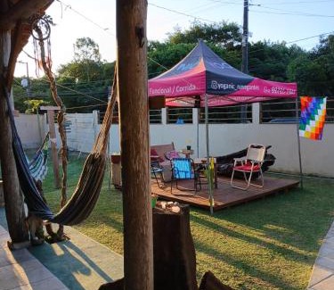 Meia Praia Casa | La Casita Casa Familiar Hospedagem e Camping Urbano