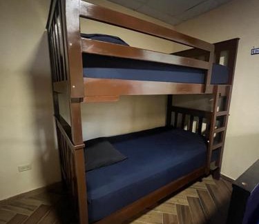 Alto Boquete Cama Y Desayuno | La Casita de Elenita - Habitación Familiar