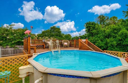Euless Casa | La Casita - Pool, Patio, Pacman!