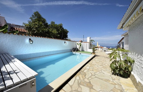 Los Realejos Casa | Bungalow con Piscina y Fantásticas Vistas al Atlántico