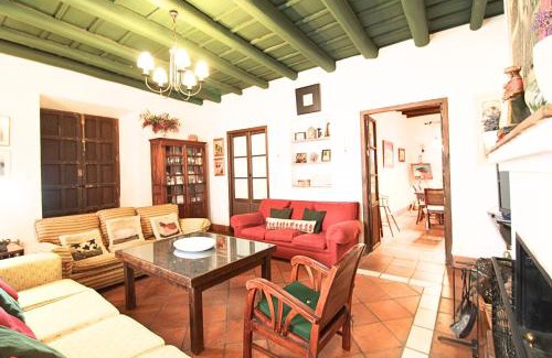 Aracena Casa | La Casona de los Cucos by SIERRA VIVA