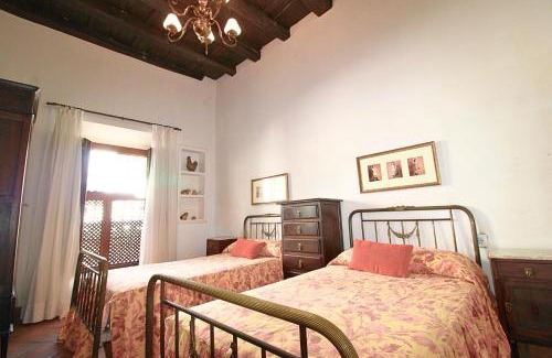 Aracena Casa | La Casona de los Cucos by SIERRA VIVA