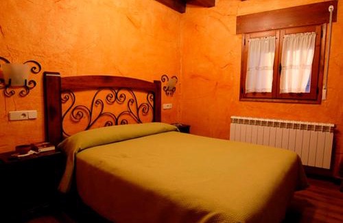 Navaleno Casa | La Casona del Herrero