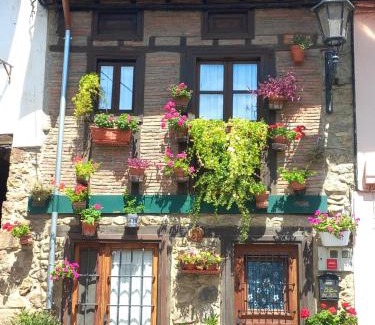 Potes Casa | La casuca del sol