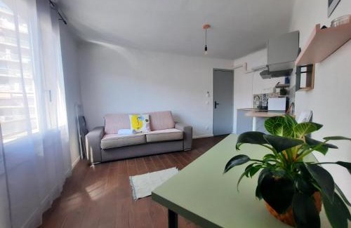 Pasteur Casa | La Chambre 3, Climatisée AC, Cuisine privée, Calme