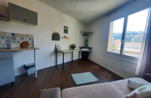 Pasteur Casa | La Chambre 3, Climatisée AC, Cuisine privée, Calme