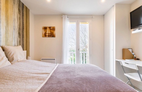 Bayonne Cama Y Desayuno | La chambre des REVES - N°2/3- SPA PRIVATIF en option en JUILLET, inclus en AOUT