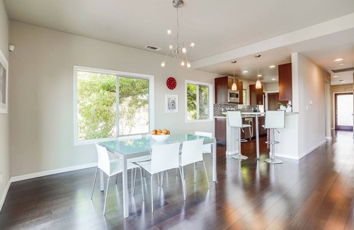 Los Feliz Casa | LA Chic Stunning Views & Sunsets close to Griffith Park Observatory & Hollywood