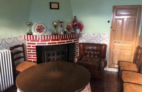 Ruidera Casa | La chimenea de la tía engracia