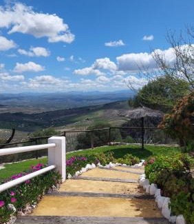 Montefrio Casa | La Choza De Mamuyo