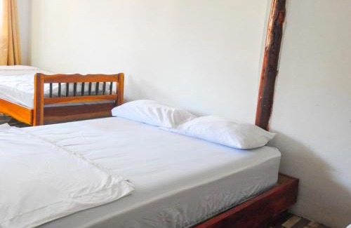 Las Escobas del Venado Casa | La Choza Playa Venao