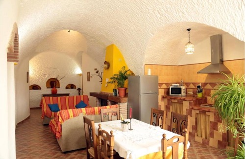 Fonelas Casa | Cuevas La Chumbera - El Olivo